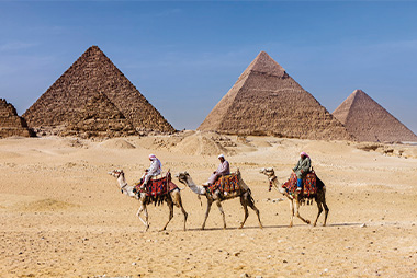 ギザ ピラミット／エジプト