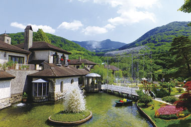 箱根ガラスの森美術館／神奈川県